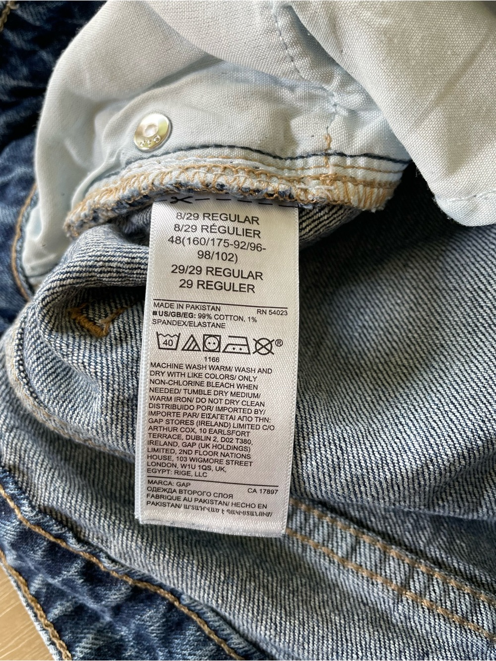 GAP Women's Universal Slim Boyfriend Jeans - Picture 7 of 8